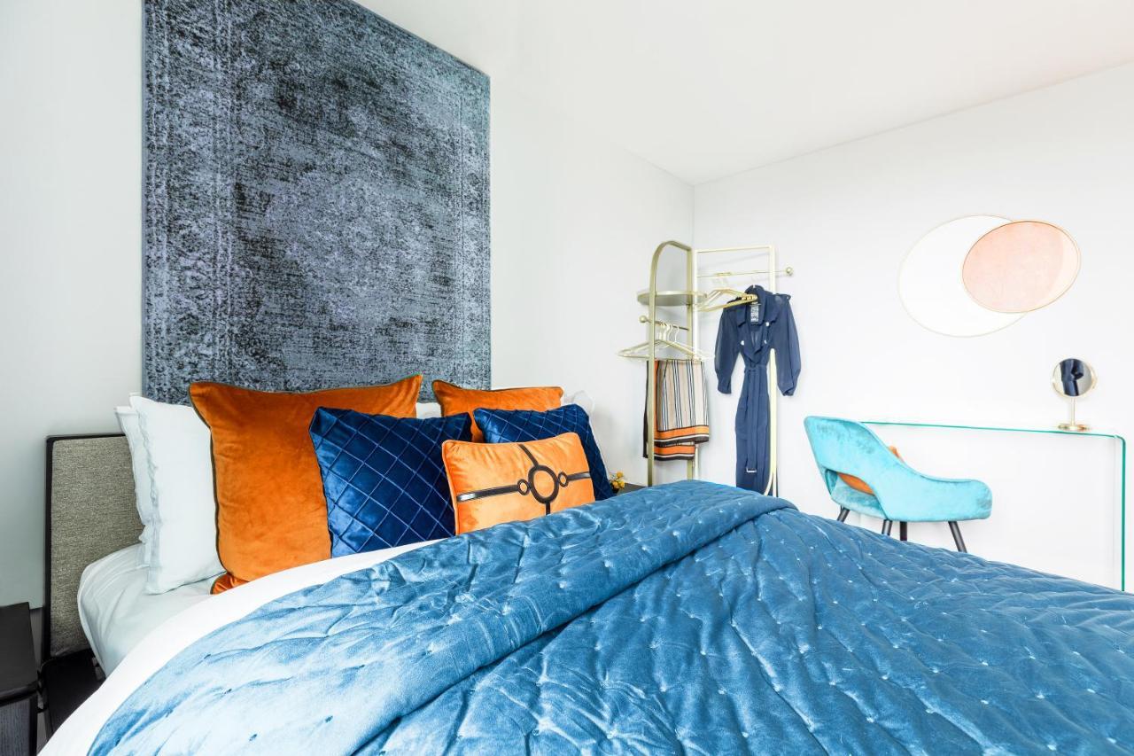 Best Thames View In Town! Large Luxxe Nomad Design Family Home London Kültér fotó