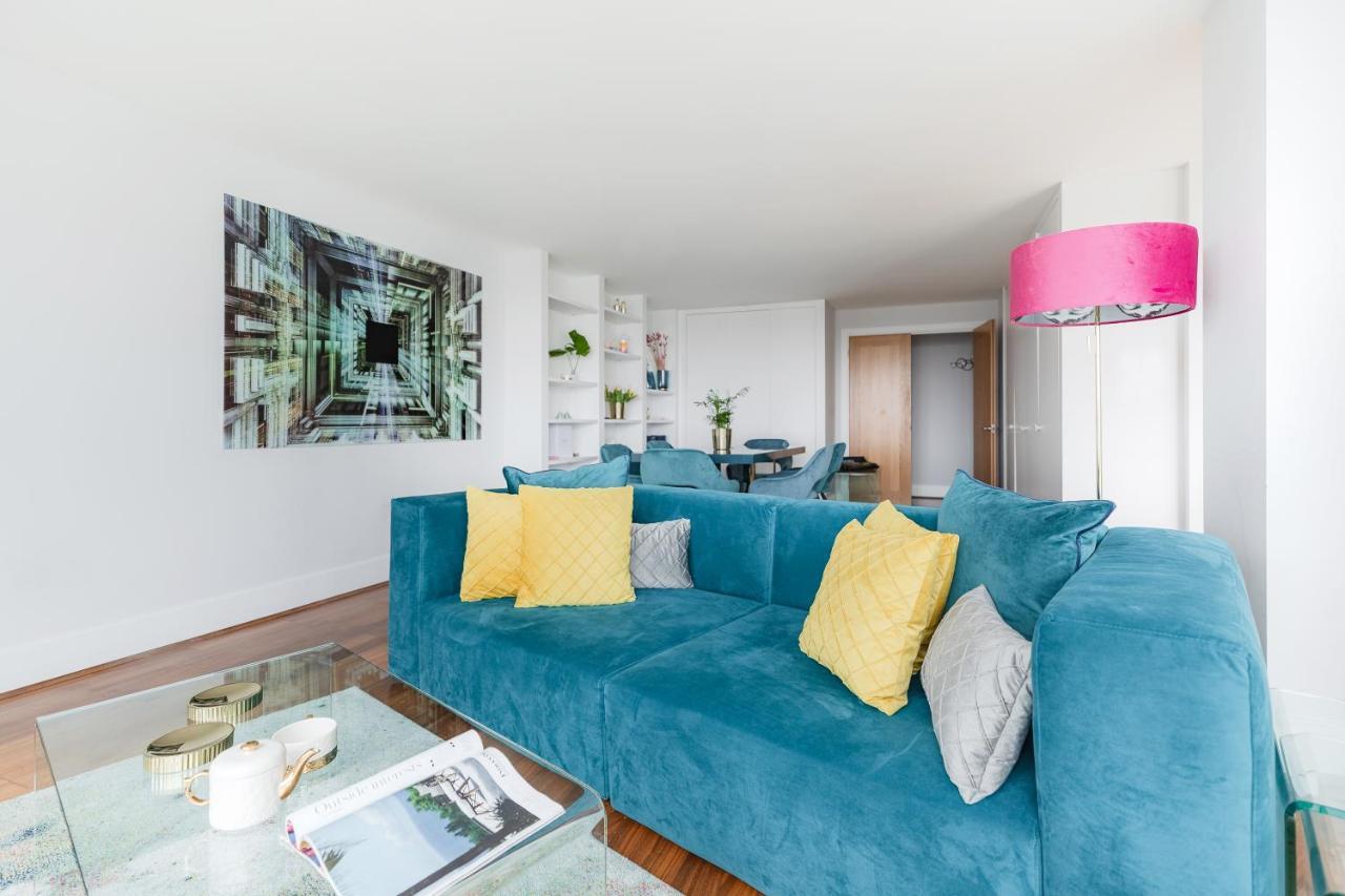 Best Thames View In Town! Large Luxxe Nomad Design Family Home London Kültér fotó