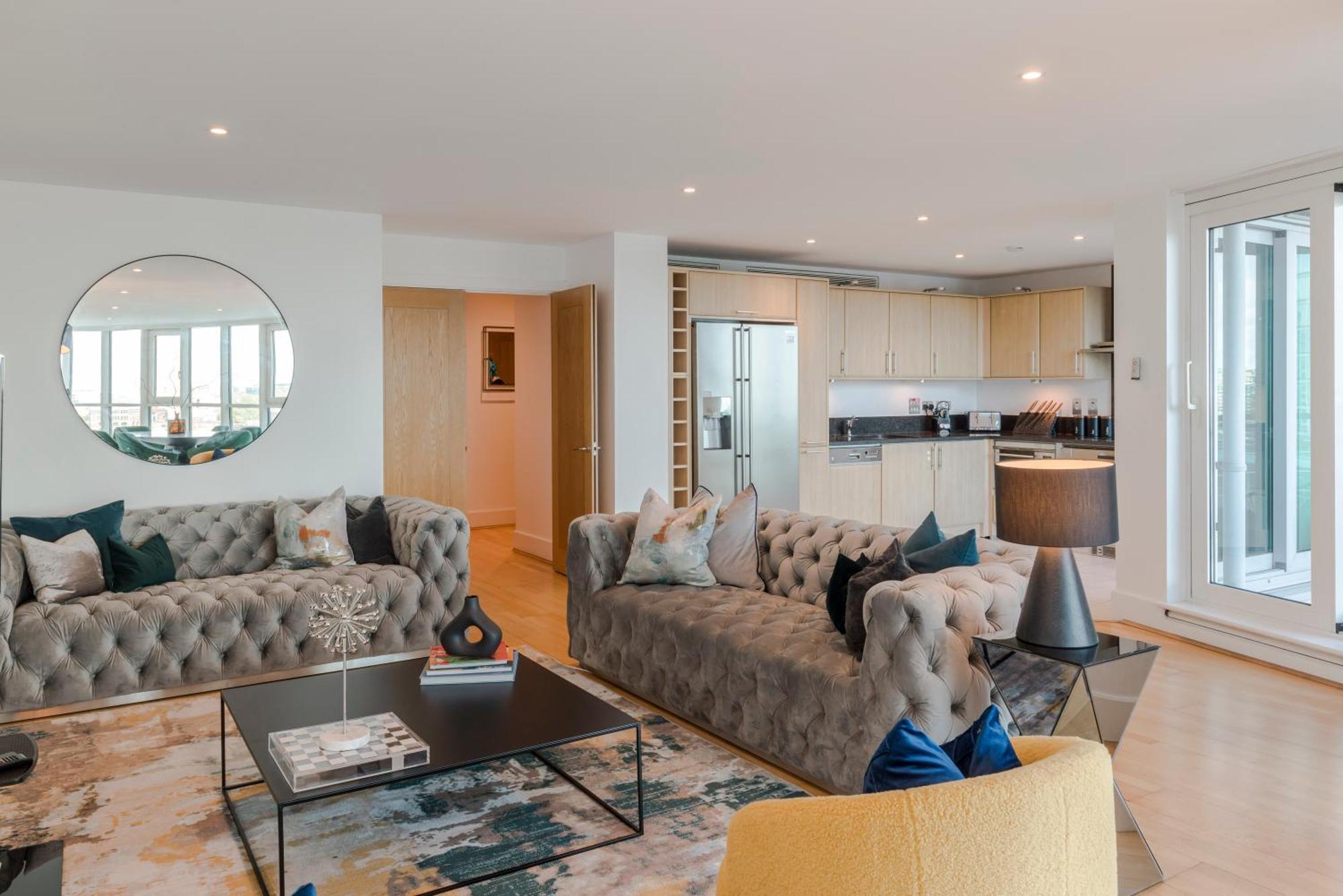 Best Thames View In Town! Large Luxxe Nomad Design Family Home London Kültér fotó